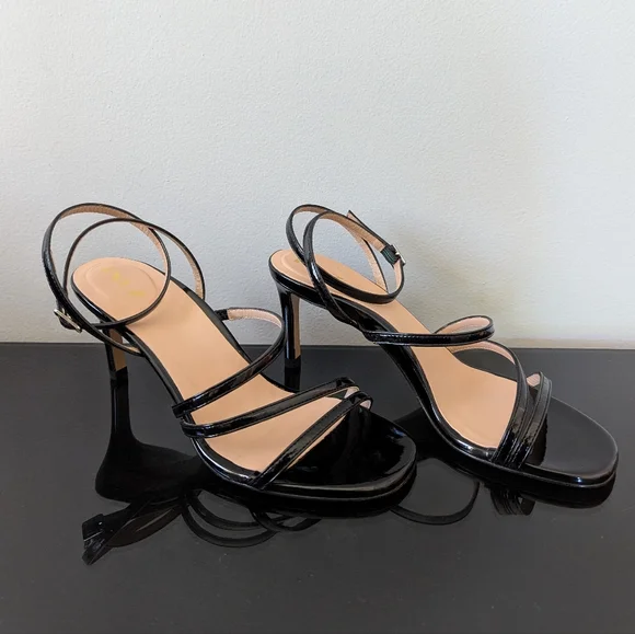 Sofia In Black Patent - Picture 4 of 8